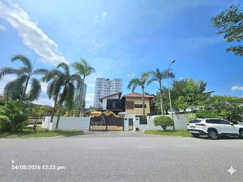 Corner Lot Bungalow 2 Storey Banyan Close Bukit Mahkota Bangi — Banyan Close, Bukit Mahkota, Bangi, Selangor