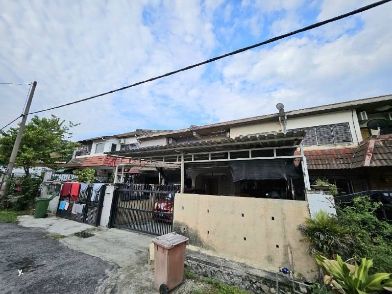 Double Storey Terrace House Taman Sri Jelok Kajang — Taman Sri Jelok, Kajang, Selangor